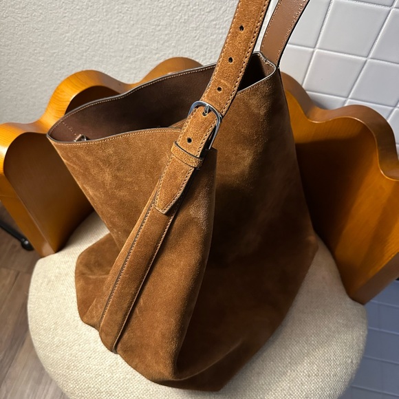 Toteme Belted Suede Tote Tan - Picture 8 of 16